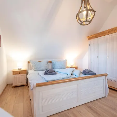 Feriehus Ferienhaus Kaept'n Kuddl - Fischerdorf