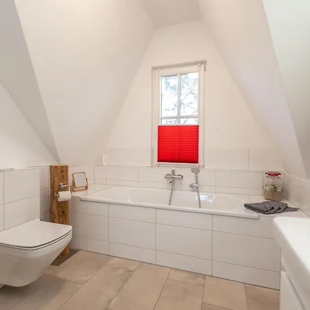 Ferienhaus Kaept'n Kuddl - Fischerdorf *