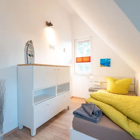 Feriehus Ferienhaus Kaept'n Kuddl - Fischerdorf