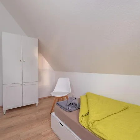 Ferienhaus Kaept'n Kuddl - Fischerdorf *