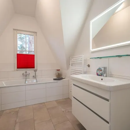 Ferienhaus Kaept'n Kuddl - Fischerdorf *
