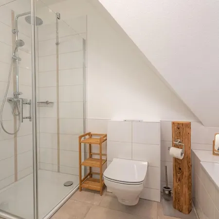 Ferienhaus Kaept'n Kuddl - Fischerdorf